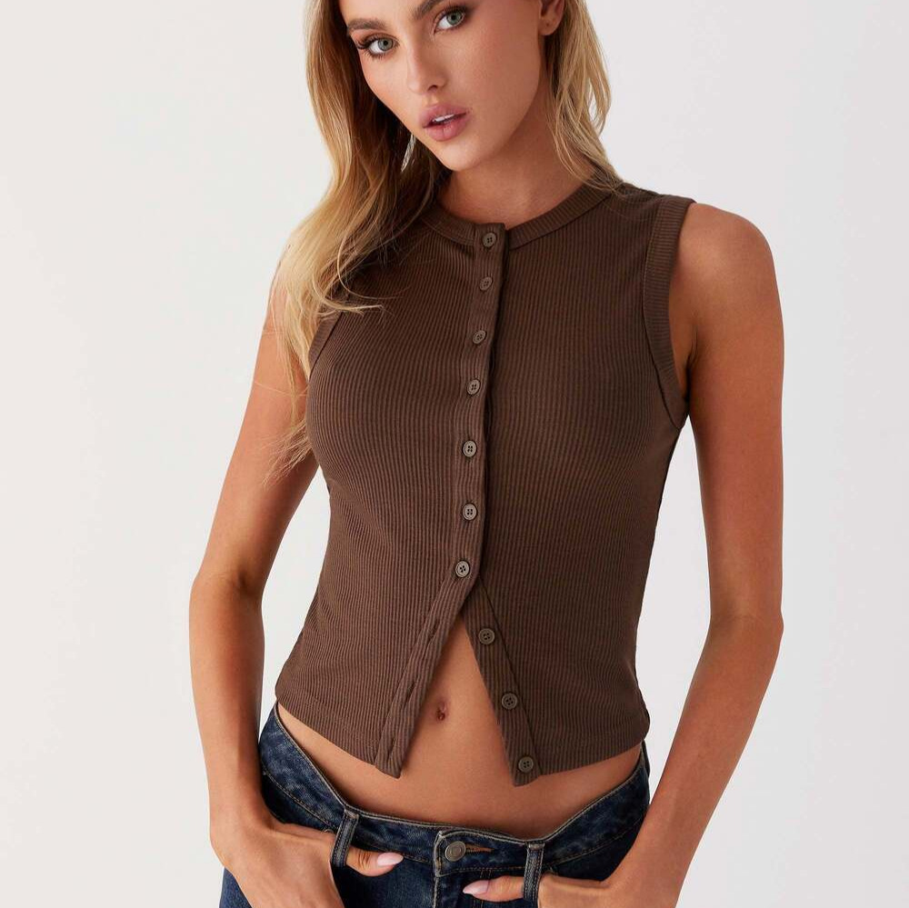 Top corto acanalado con botone - Tank Top Ribbed reseña y precio